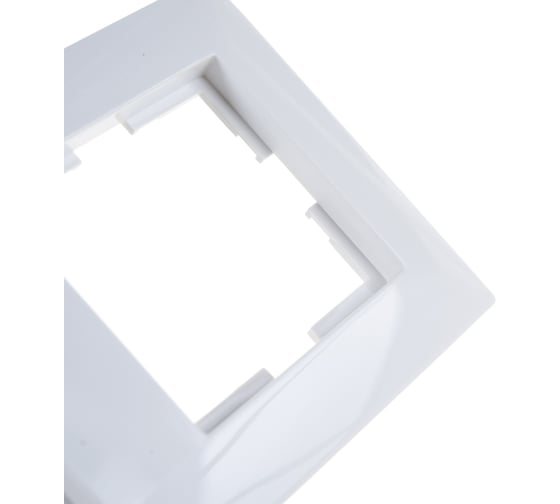 Рамка Panasonic Arkedia 54759 3м вертикальная белая WMTF0813-2WH-RES