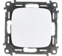 Переключатель Legrand Valena Allure 10АХ 250 В с лицевой панелью безвинтовые зажимы белый Leg 752706