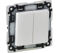 Выключатель Legrand Valena LIFE IP44 двухклавишный 10А 250В IP44 с лицевой панелью.Безвинтовые зажимы.Белый 752155