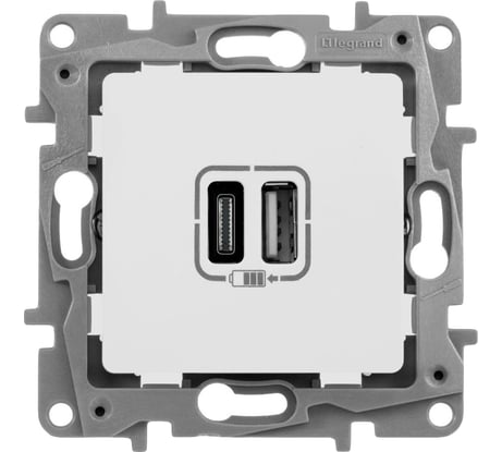 Зарядное устройство Legrand Etika с двумя USB-разъемами тип A-тип C 240 В/5 В 3000 мА белое 672236