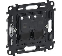 Информационная розетка Legrand Valena IN'MATIC двойная RJ45 Кат.5е UTP 753041