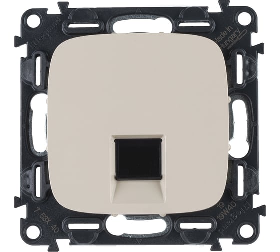 Механизм компьютерной розетки Legrand Valena Allure 753840