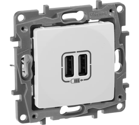 Зарядное устройство Legrand USB тип А / тип А Legrand Etika 3000мА 15Вт белый 672294