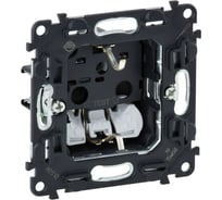 Механизм розетки Legrand Valena Inmatic 16 А 250 В 2К+З защитные шторки безвинтовые зажимы Leg 753030