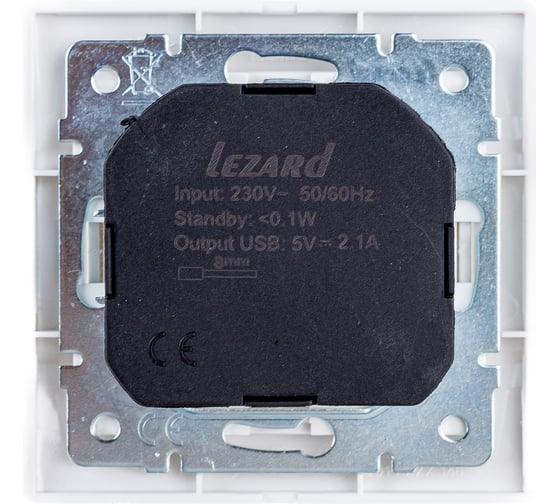 Розетка Lezard MIRA с заземлением + USB разъём, белый 701-0202-181