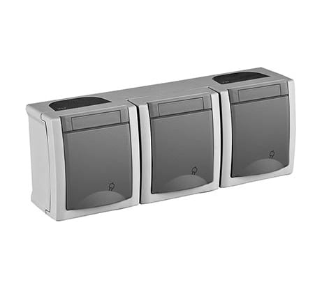 Блок розетка Panasonic 3гн с/з с крышкой горизонтальный серый IP54 PACIFIC Pan WPTC4840-2GR
