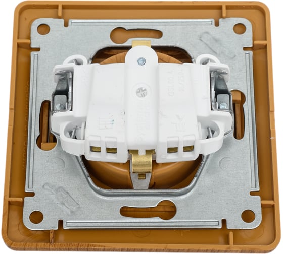Розетка Systeme Electric GLOSSA с заземлением, 16А, ДЕРЕВО ДУБ GSL000542