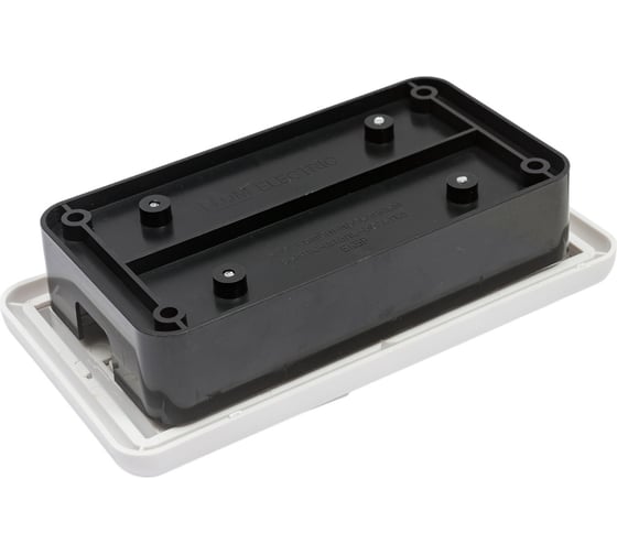 Комбинированный блок TDM ELECTRIC БКВР 3-х клавишный выключатель + розетка, 2П+З, с з/ш SQ1813-0003