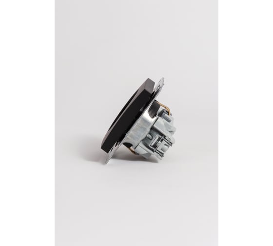 Розетка Elbi Zena Vega Черный Матовый с заземлением и защитой от детей M+K 609-014800-243