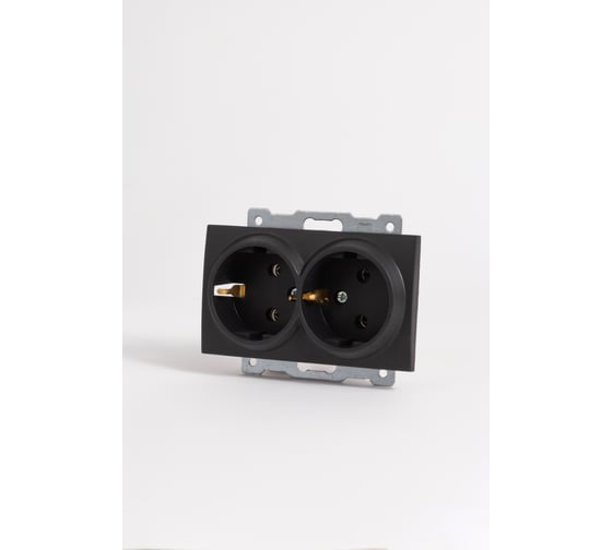 Розетка Elbi Zena Vega Черный Матовый 2-я с заземлением M+K 609-014800-907