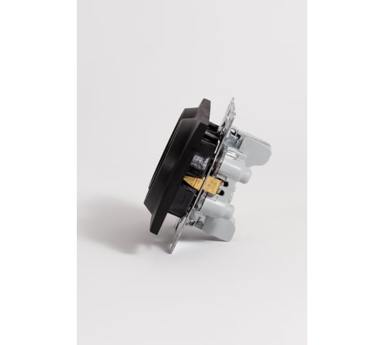 Розетка Elbi Zena Vega Черный Матовый 2-я с заземлением M+K 609-014800-907