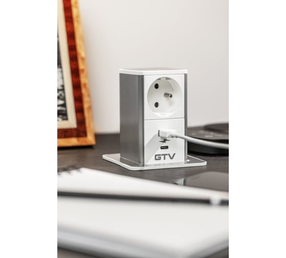Удлинитель врезной квадратный GTV TOWER, 1xFRENCH, 1xUSB, 1xTYPE-C, вилка, провод 1,5M, цвет шлифованная сталь/белый AE-GMW1FTOW-10