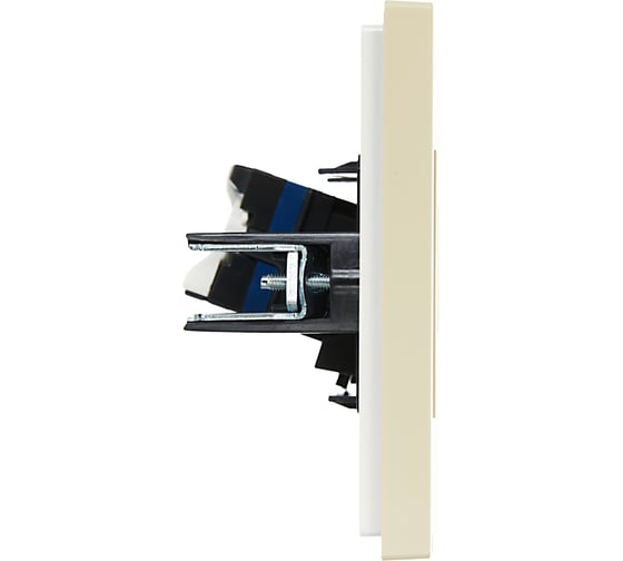 Розетка компьютерная IEK FORTEPIANO RJ45 категория 6 FP431 ваниль FP-K10-2-K10