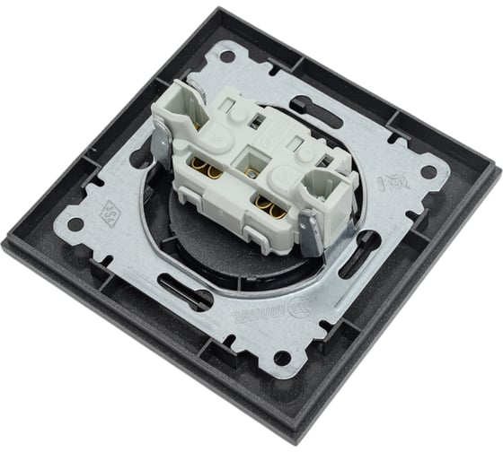 Розетка MAKEL 1-м СП Karea 10А IP20 б/з дымчатый металлик 56050022