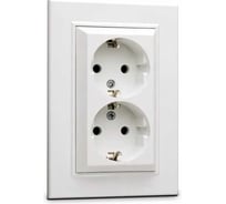 Розетка 2-я MAKEL с/з СП Karea 16А IP20 белый 56001082