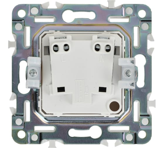 Розетка без заземления IEK SKANDY без защитных шторок 10А SK-R02Bl черный SK-R10-10-K02