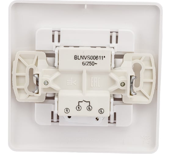 1-клавишный выключатель с подсветкой Systeme Electric BLANCA скрытой установки, 6А, 250B, белый BLNVS006111