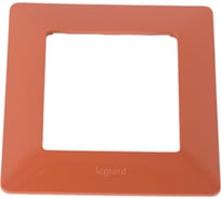 Рамка Legrand Valena LIFE Терракота 1 постовая универсальная 754071