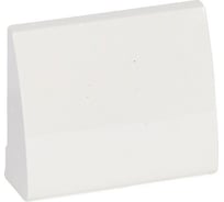 Лицевая панель для вывода кабеля Legrand Galea Life White 777085