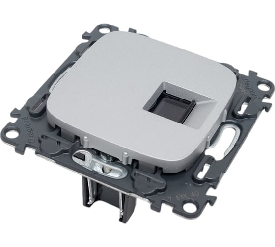 Информационная розетка одиночная Legrand Valena ALLURE RJ45, Кат5е, UTP, с лицевой панелью, алюминий 753940