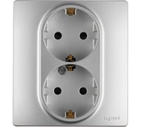 Розетка двойная Legrand Inspiria с заземлением, со шторками, в сборе, 16А, 250В, безвинтовые зажимы, алюминий 673757