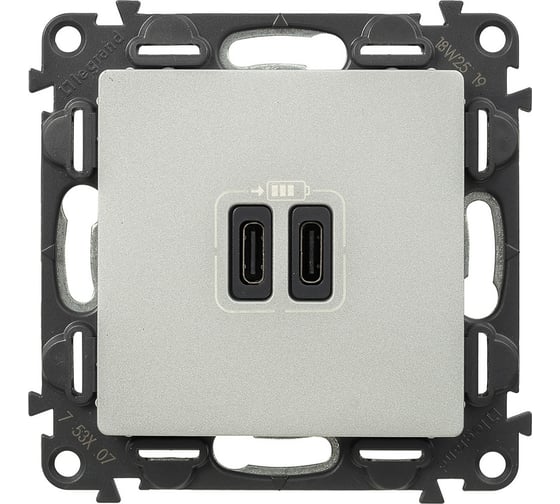 Зарядное устройство Legrand Valena LIFE с двумя USB-разьемами тип С, тип С 240В/5В 3000мА, с лицевой панелью, цвет алюминий 753307