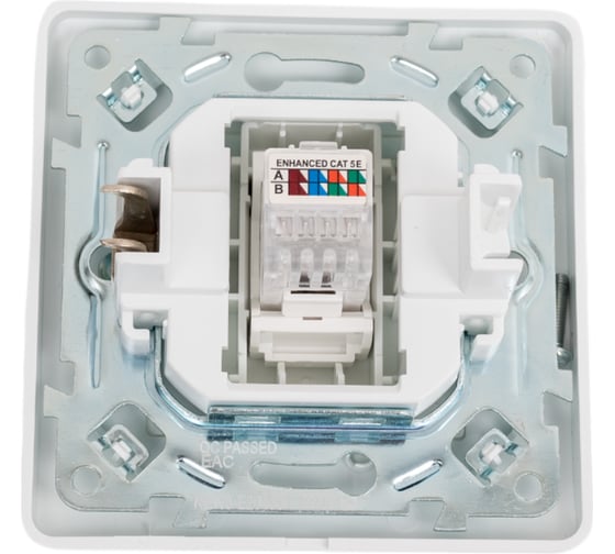 Розетка компьютерная 1-м CHINT NEW3-E RJ45 белый 431540