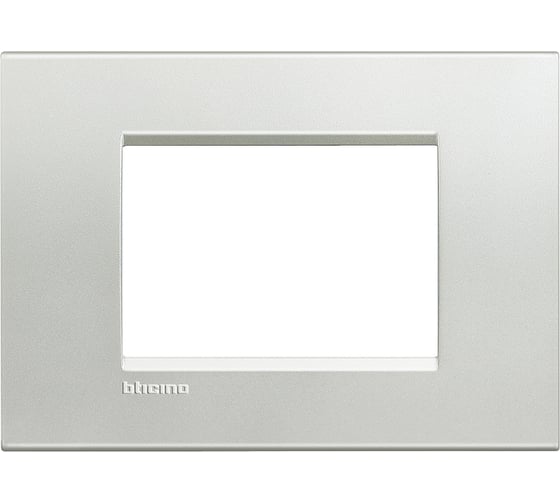 Рамка прямоугольная Bticino Livinglight 3 модуля, цвет Серебро LNA4803AG 1