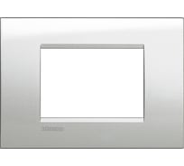 Рамка Bticino LivingLight "Лунное серебро", итальянская модульность, 3 модуля LNA4803GL