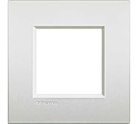 Лицевая панель Bticino Livinglight 2мод. Белый жемчуг LNE4802PR 1