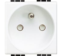 Розетка Bticino 2П + заземление 10А/16А 250В с защитными шторками 2 модуля Французский стандарт N4142