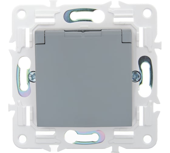 Розетка IEK SKANDY SK-R11Gr заземляющий контакт, шторки, крышка, 16А, IP44, серый SK-R16-16-44-K03