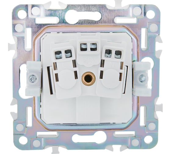 Розетка IEK SKANDY SK-R05S с заземляющим контактом, без защитных шторок, 16А, серебро SK-R11-16-K23