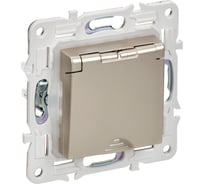 Розетка IEK SKANDY SK-R11Sh заземляющий контакт, шторки, крышка, 16А, IP44, шампань SK-R16-16-44-K37