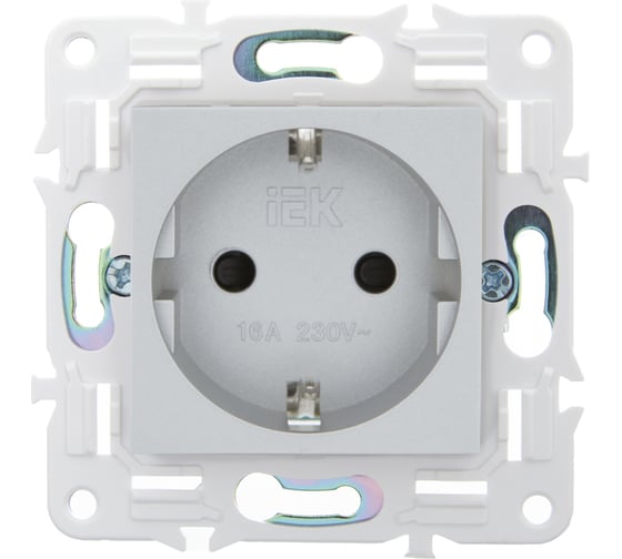 Розетка IEK SKANDY SK-R06S с заземляющим контактом, со шторками, без крышки, 16А, серебро SK-R14-16-1-K23