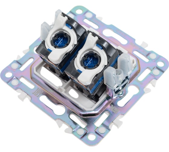 Розетка компьютерная 2-ая IEK SKANDY RJ45 кат.6 SK-K04W арктический белый SK-K20-2-K01