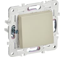 Выключатель 1-клавишный проходной IEK SKANDY SK-V02Sa 10А, песочный SK-V12-0-10-K98