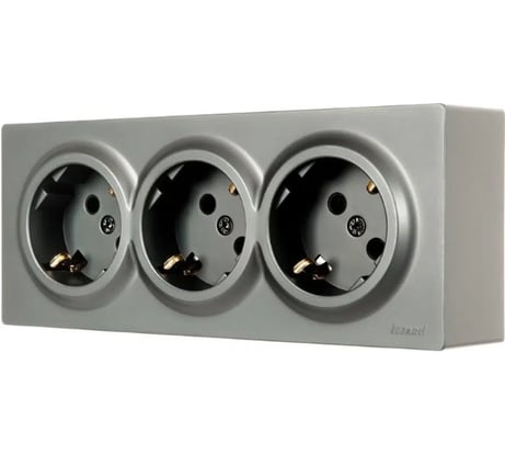 Розетка тройная с/з LEZARD LETO закрытый корпус ПБТ платина 752-3500-127BUP