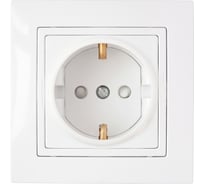 Розетка BYLECTRICA 1-местная СУ с заз.конт. со шторк., серия УЮТ, белый РС16-341