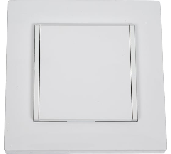 Розетка MAKEL с заземлением и крышкой СП KAREA RIZZ 16А IP20 бел. 88001029