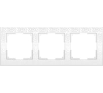 Рамка на 3 поста WERKEL Flock белый a050802