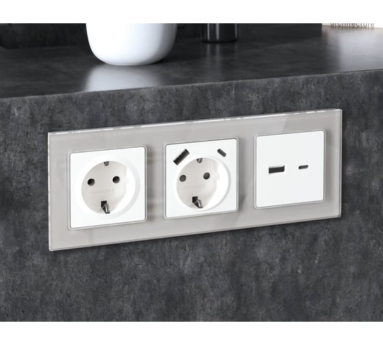 Рамка на 2 поста Ambrella VOLT ALFA Platos AF330402