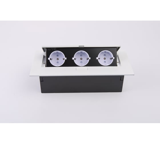 Выдвижной встраиваемый розеточный блок SETE на 3 EURO розетки SBT-03-10