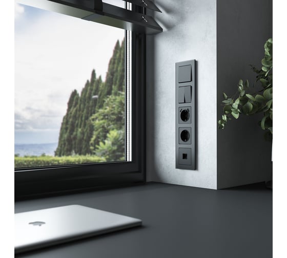 Рамка Werkel на 5 постов Senso W0053108 (черный, стекло soft-touch) a a069969