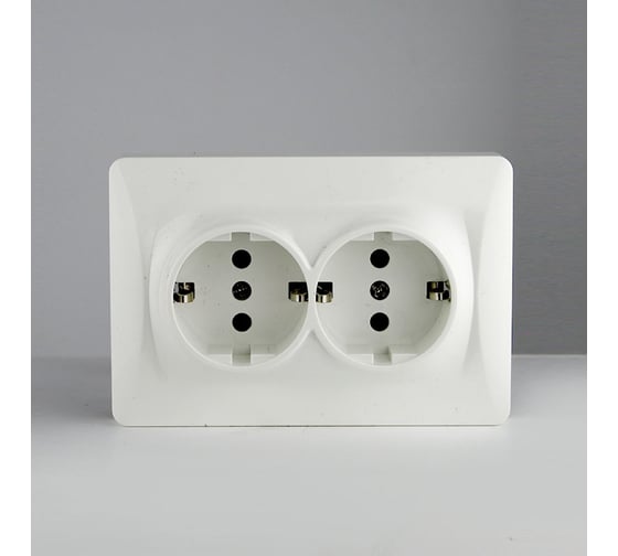Розетка электрическая SPL 2x2К+З, 16А, 220-250V, белый 205003