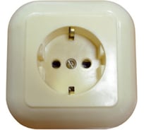 Розетка встраиваемая ООО Ливны-Электро с заземлением, квадратная одинарная РС 10-008, слоновая кость, в количестве 2 штук РС 1827