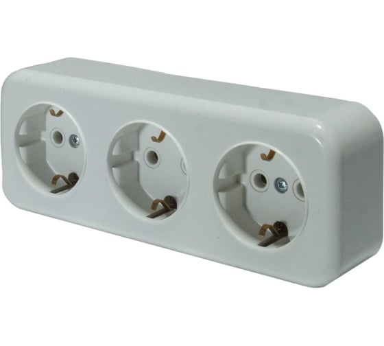 Розетка ООО "ОПТИКОМ ЭЛЕКТРИК" RA 16-343 трехместная с заземляющим контактом открытой установки, цвет белый 400215.00551.2 1