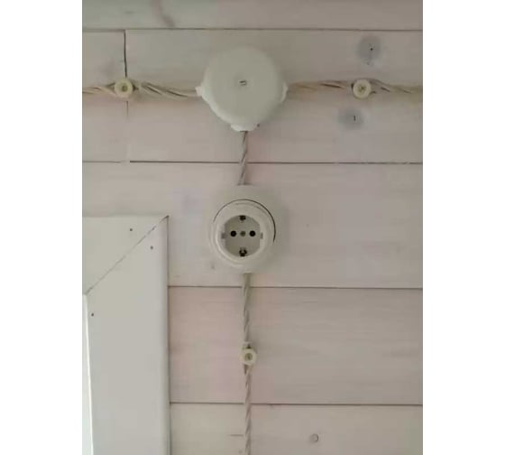 Розетка Electraline с заземляющим контактом, пластик, цвет слоновая кость B1-101-211