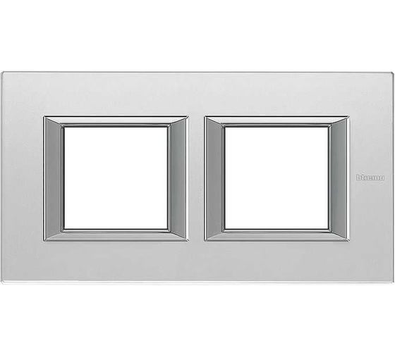 Рамка Legrand Axolute 2x2П 71мм горизонтальная, матовое стекло HA4802M2HVSA