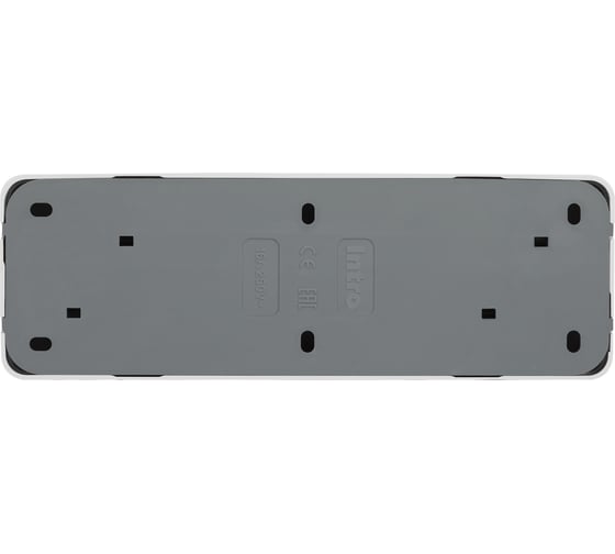 Четырехместная розетка Intro Quadro 2-208-01 с заземлением 16А-250В открытой установки белый Б0051132